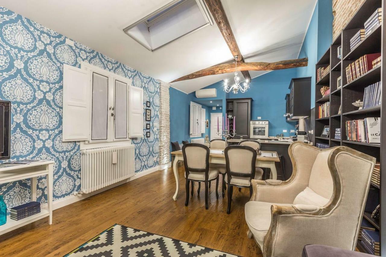Delightful Carbonesi || The Place Bo Apartments — Photos 2